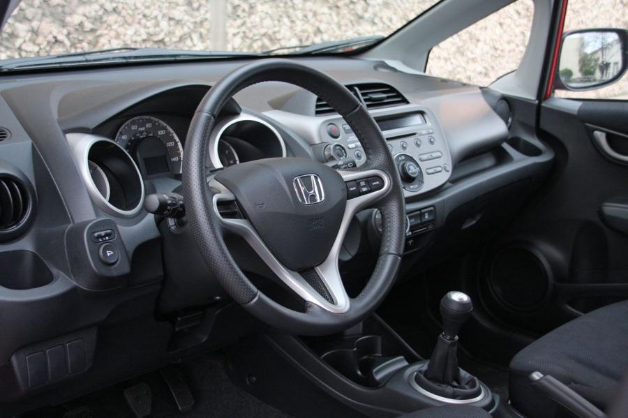  Honda Fit Sport 2009 года  (фото 47 из 66)